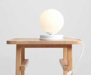 Lampka nocna BALL MINI TABLE WHITE.png