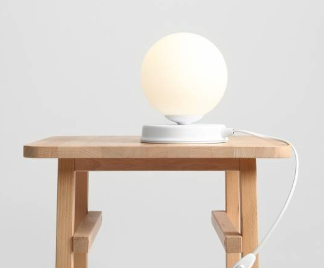 Lampka nocna BALL MINI TABLE WHITE.png