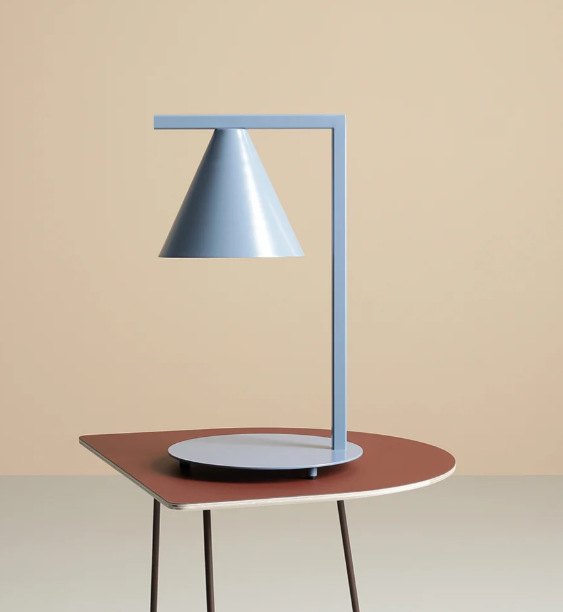 LAMPKA BIURKOWA FORM DUSTY BLUE 1.png